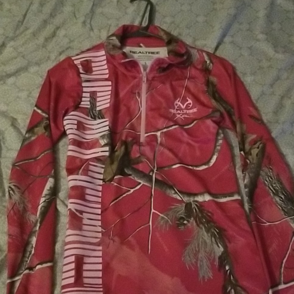 Womens Realtree spandex pullover
